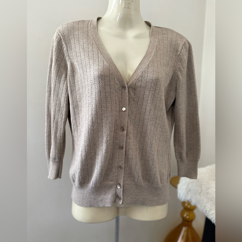 ALFRED SUNG Tan Cardigan Sweater V-Neck Ribbed,button up,Medium